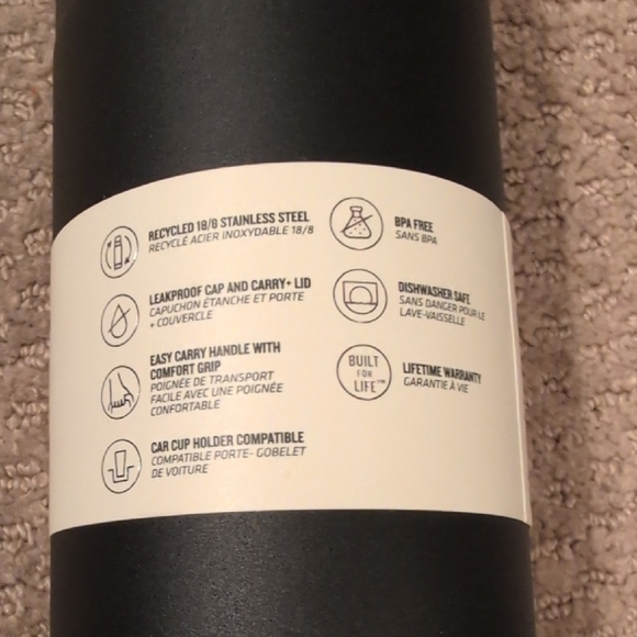 Stanley Black AeroLight IceFlow Water Bottle With Carry Plus 24 Oz - Picture 4 of 8